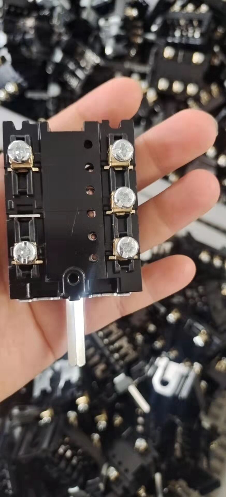 S) (HE3) A3) P5IE8F6K